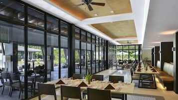 Breakfast, lunch, dinner served; local and international cuisine