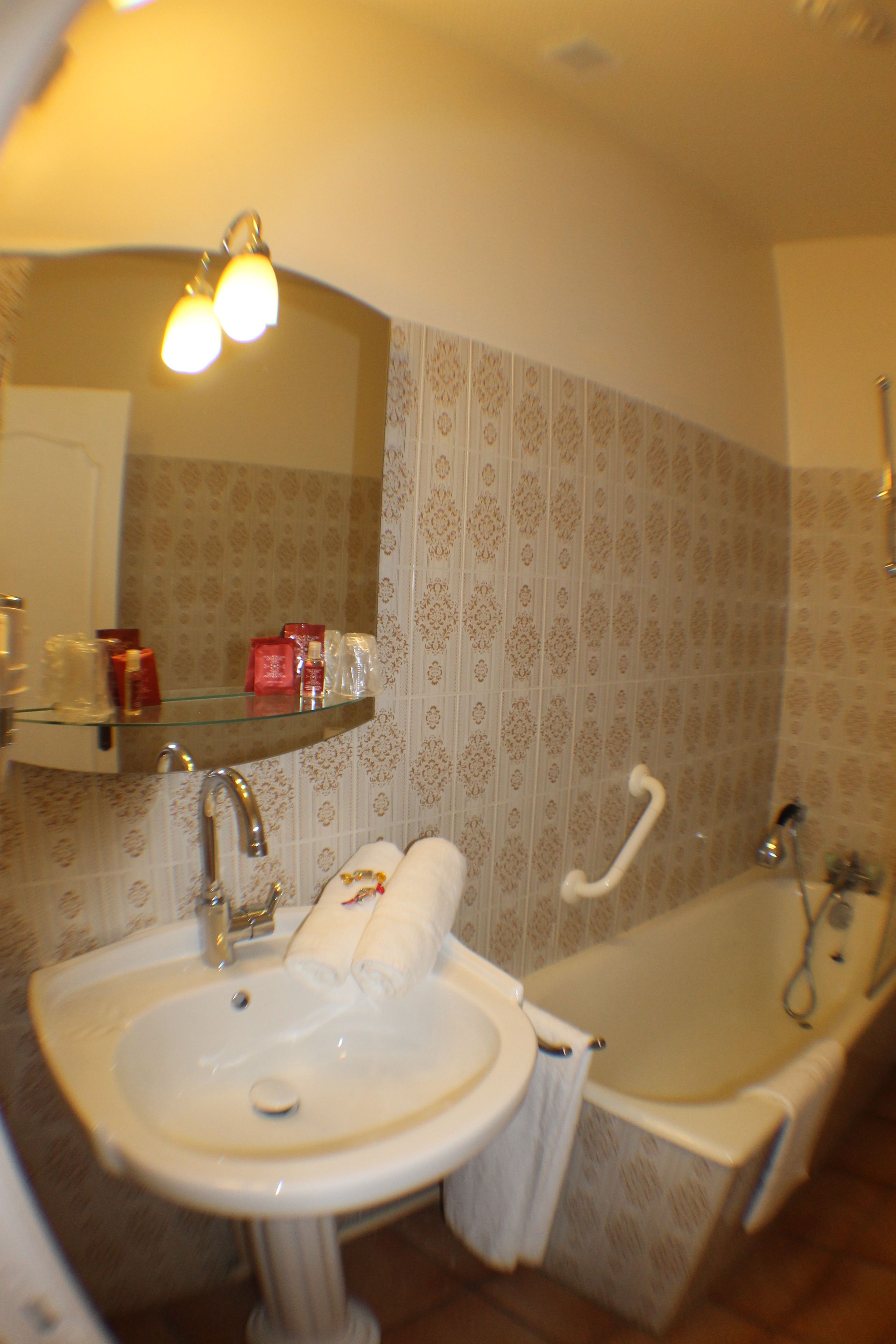comfort room | bathroom | free toiletries, hair dryer, towels