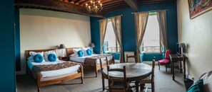 Standard Quadruple Room | Hypo-allergenic bedding, Select Comfort beds, individually decorated - Hotel Raymond VII (Cordes-sur-Ciel)