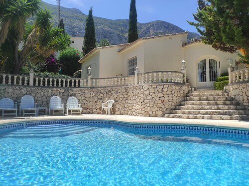 Villa BELEM at the foot of the Montgó in Denia