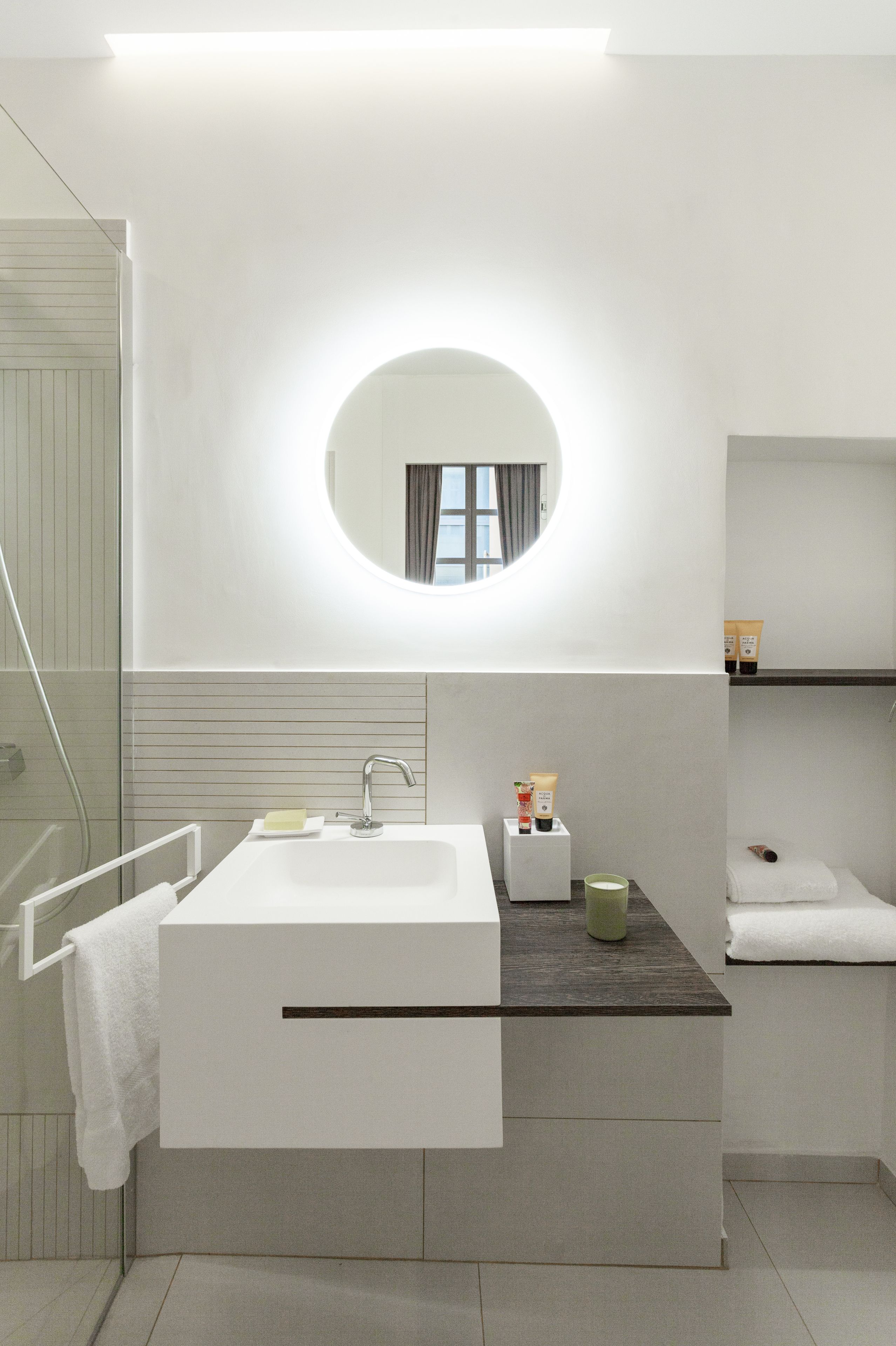 Foto - Maison Du Collectionneur