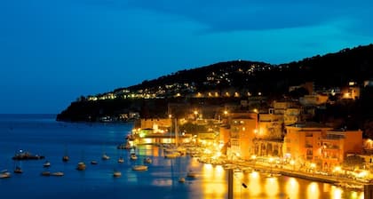 Herää ääni aaltojen rannalla ...