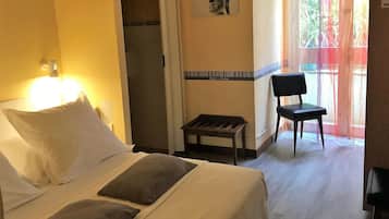Chambre Standard | Décoration personnalisée, bureau, Wi-Fi gratuit, draps fournis