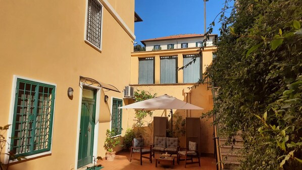 Balcony - B&B Five Roma (Rome)
