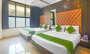 Deluxe Room | Rollaway beds, free WiFi