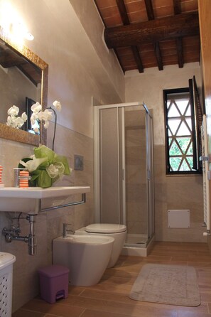 Bathroom - Agriturismo Torre Prima Holidays (San Gimignano)