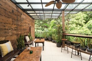 Terrace/patio - Treehouse Suites (Jakarta)