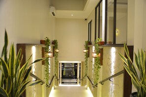 Staircase - Treehouse Suites (Jakarta)