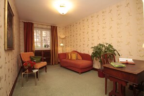 Living area - Hotel Oberkirch (Freiburg)