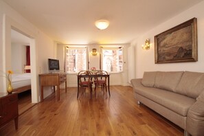 Living area - Hotel Oberkirch (Freiburg)