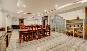 Frokost på farten er inkludert hver dag