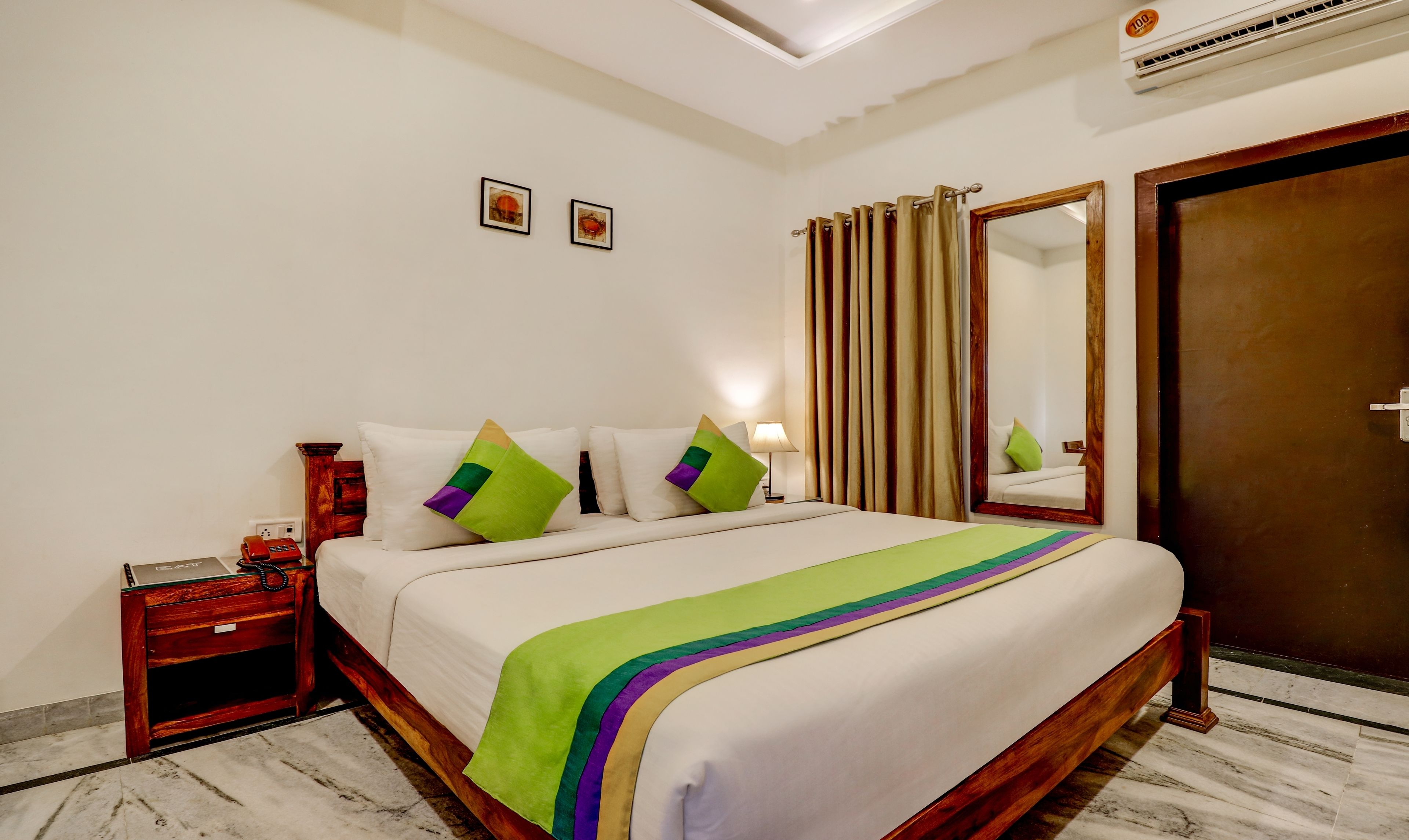 Rom – standard | 1 soverom, strykejern/-brett og ekstrasenger (mot et tillegg)