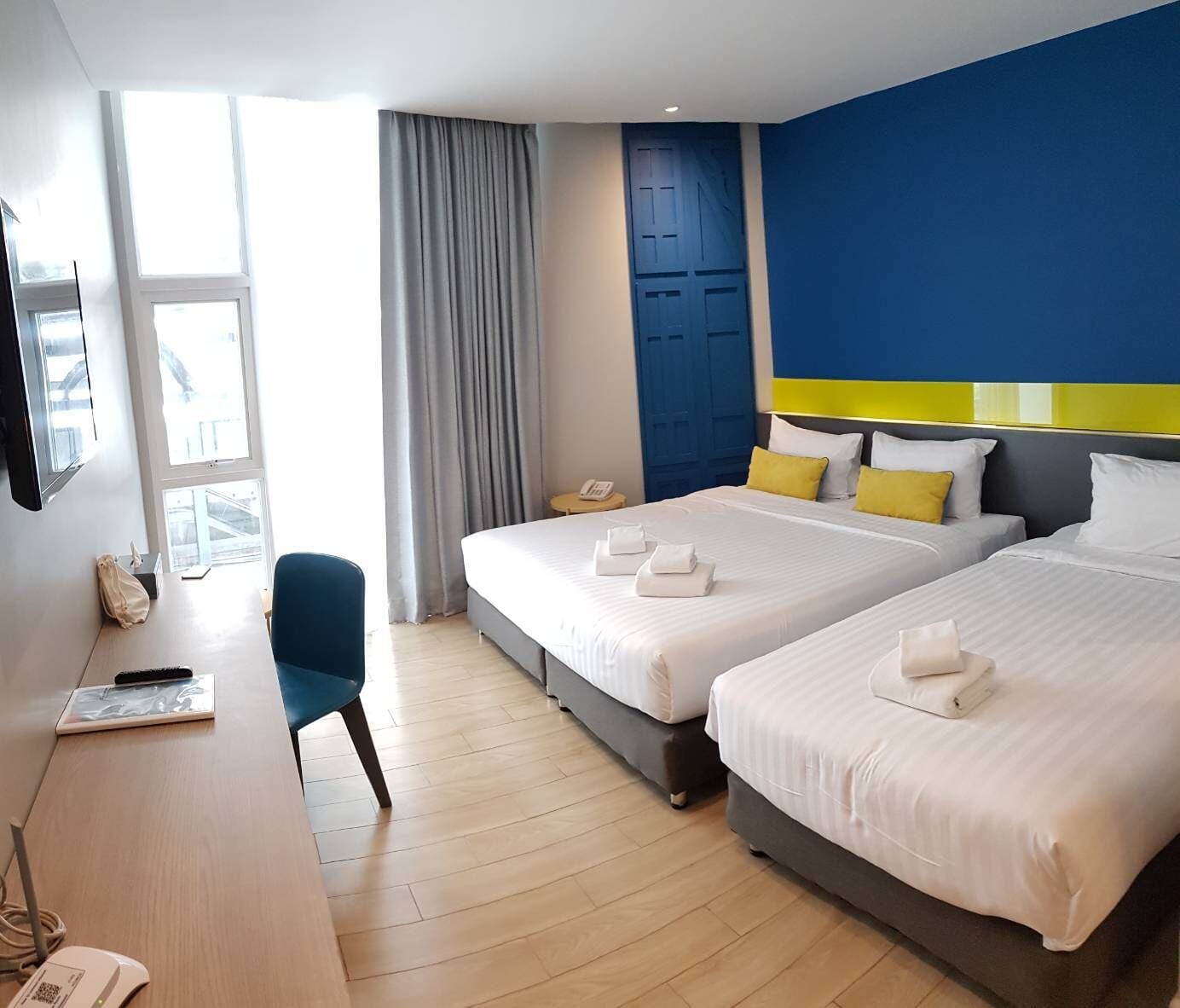 In-room safe, desk, laptop workspace, blackout curtains