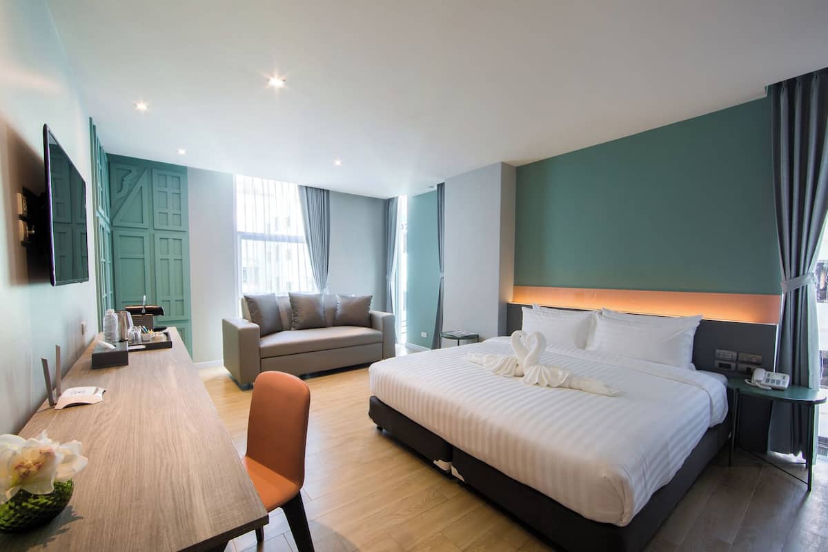 In-room safe, desk, laptop workspace, blackout curtains