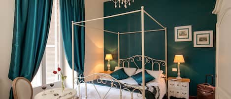 Chambre Double Deluxe | Bureau, Wi-Fi gratuit, draps fournis