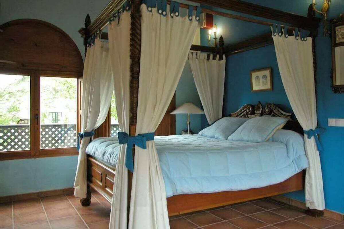 Minibar, schallisolierte Zimmer, kostenlose Babybetten