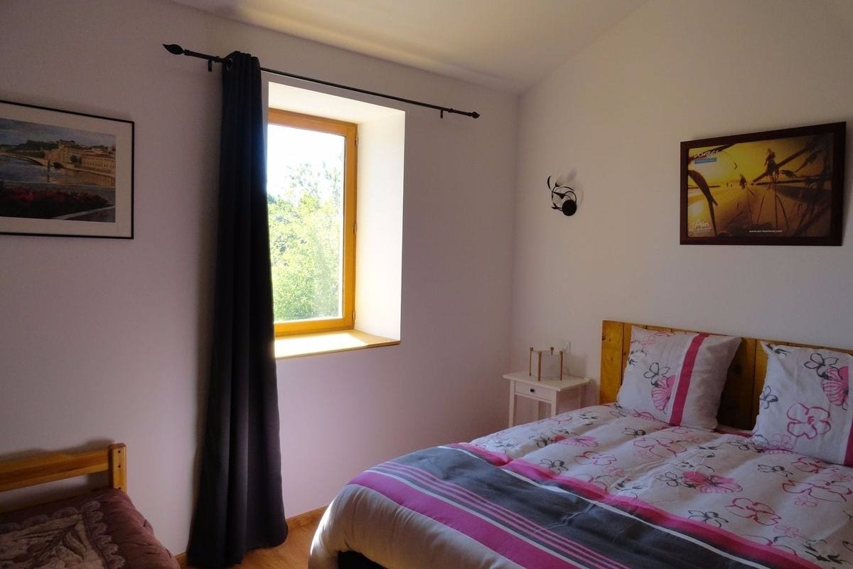 Chambre Double Confort | Bureau, chambres insonorisées, Wi-Fi gratuit, draps fournis