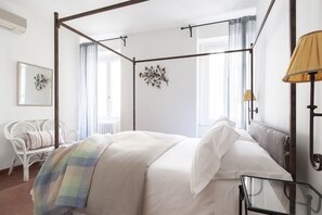 Quarto casal (Acqua) | Cofres nos quartos