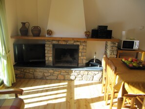 Apartment, 2 Bedrooms | Living area | Flat-screen TV, fireplace - Vitivola Júlia 4-6 (El Tarter)