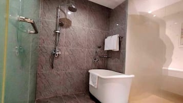 Presidential Suite | Bilik Mandi | Pengering rambut, tuala disediakan, sabun, syampu