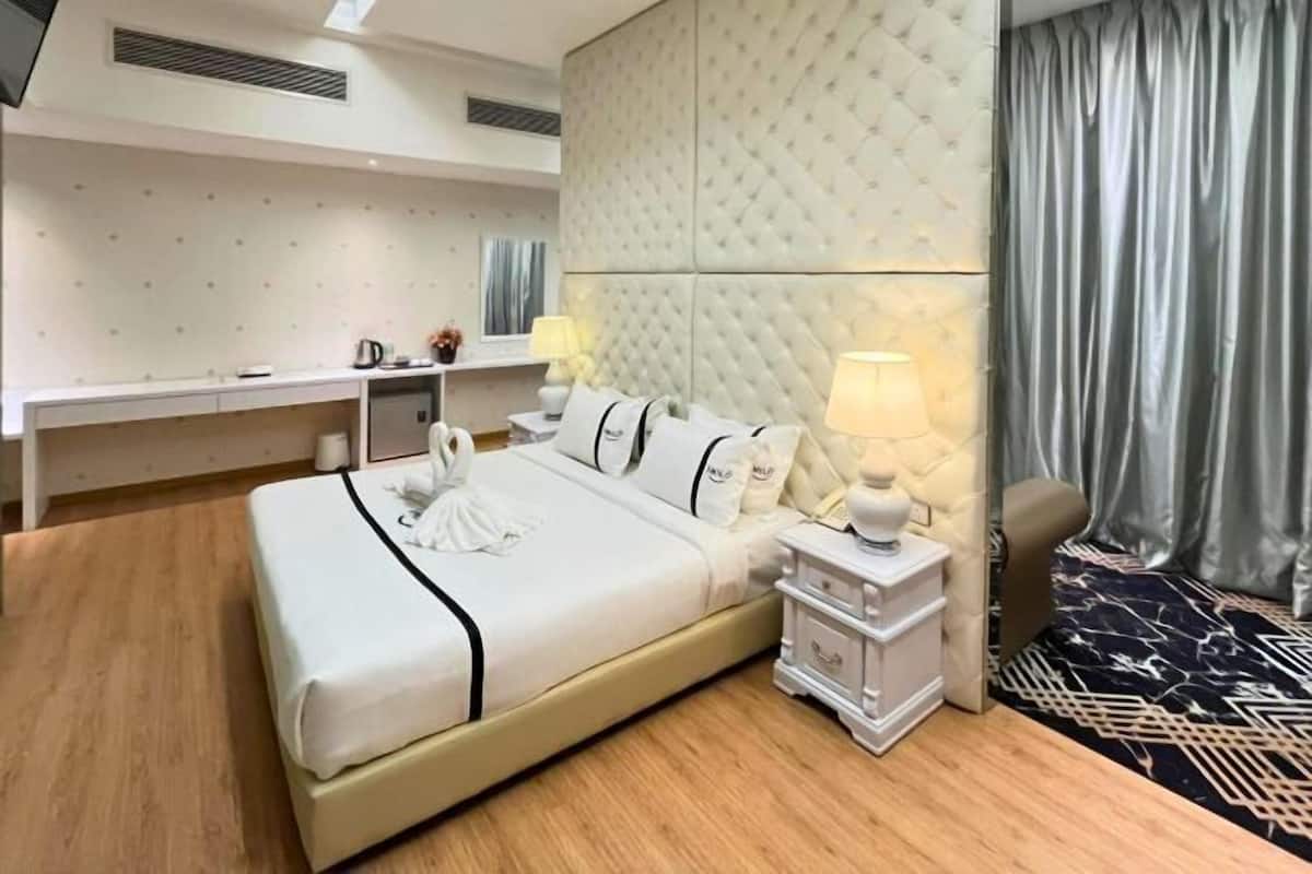 1 bedroom, desk, iron/ironing board, free WiFi