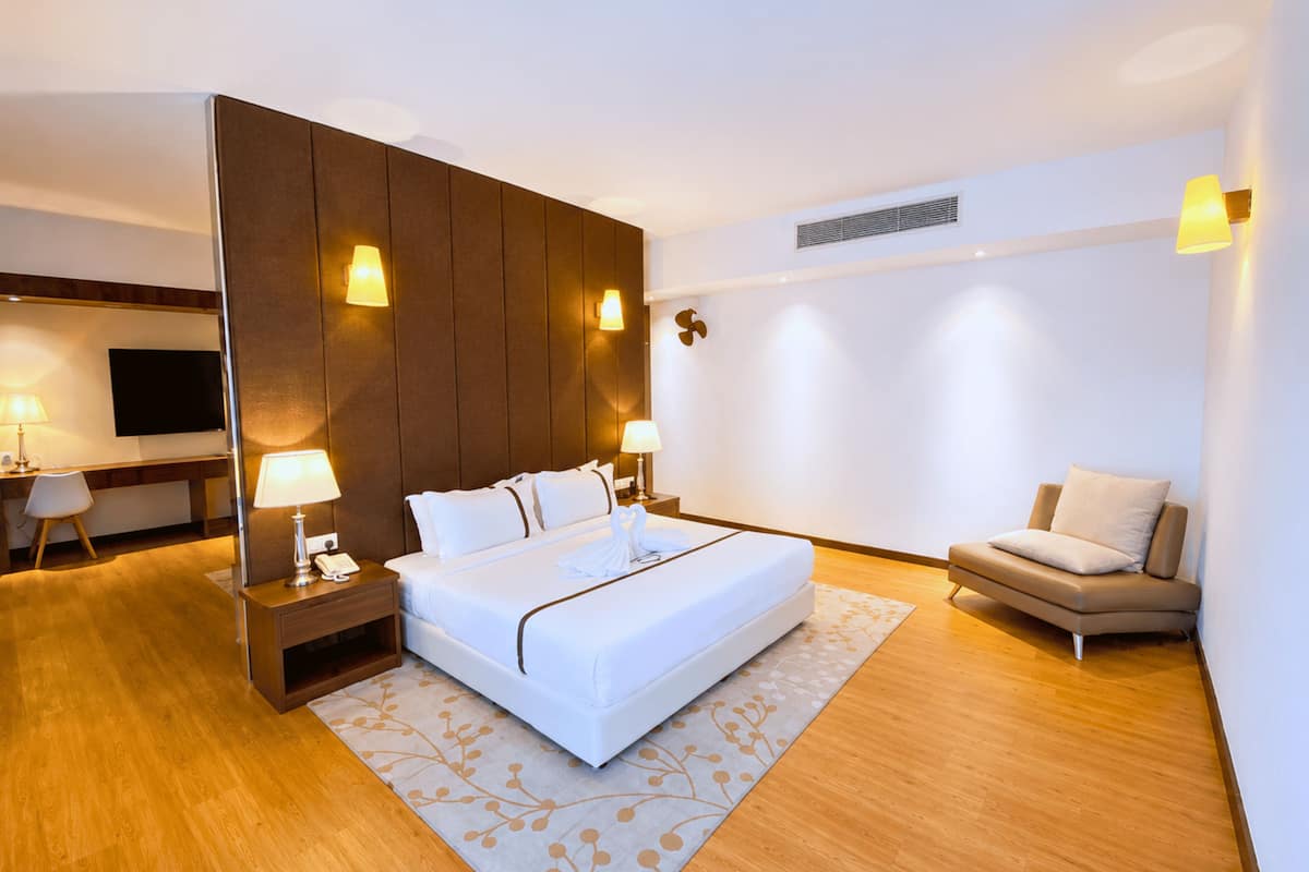 Presidential Suite | Desk, iron/ironing board (on request), WiFi (free)