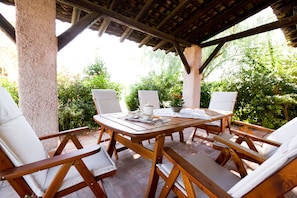Superior Villa, 3 Bedrooms | Terrace/patio