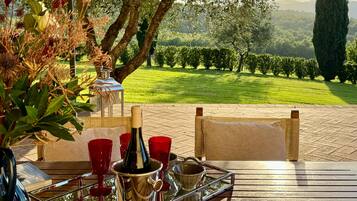 Deluxe-Suite, Erdgeschoss (Olivi) | Terrasse/Patio