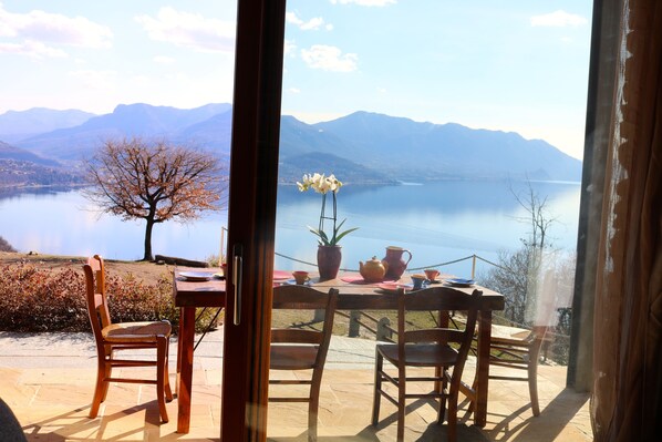 Dining - Country estate Cascina Borchina "LA FINCA" dream lake view, tranquility, nature, elegance, organic (Maccagno con Pino e Veddasca)