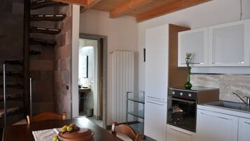 Kühlschrank, Ofen, Herdplatte, Geschirrspüler