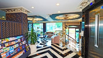 Sala de estar en el lobby