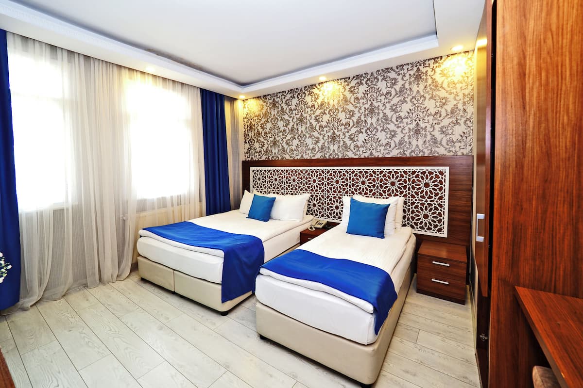 Egyptian cotton sheets, premium bedding, pillowtop beds