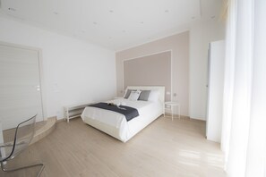 Deluxe Double Room, Sea View - B&B Chérie - Centro di Salerno (Salerno)