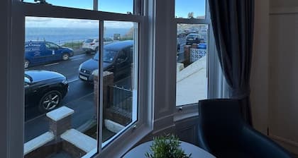 Marlborough Sea View Holiday Apartments