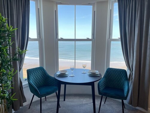 Marlborough Sea View Holiday Apartments