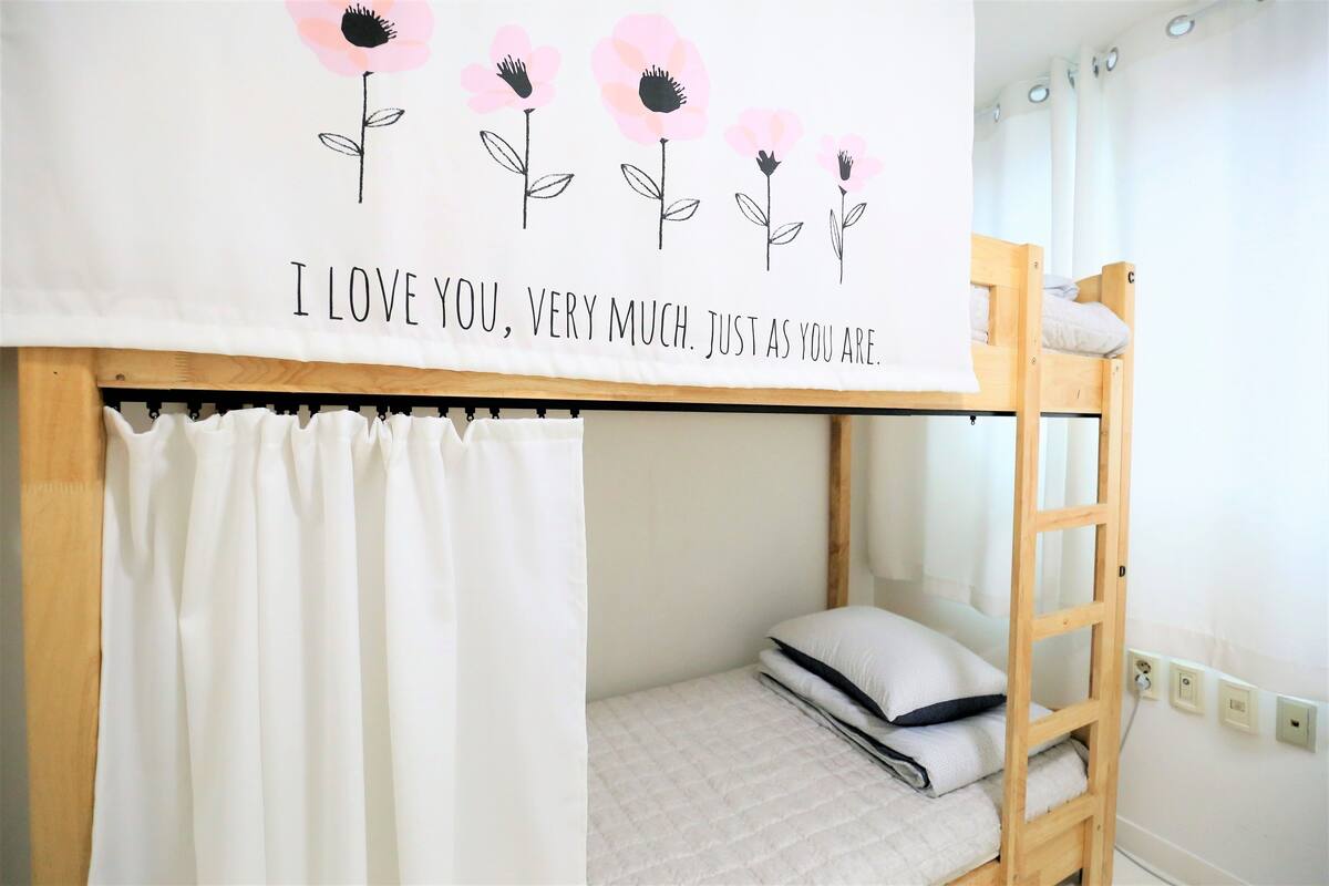 Shared Dormitory, Women only (4 persons) | Premium bedding, laptop workspace, soundproofing, iron/ironing board