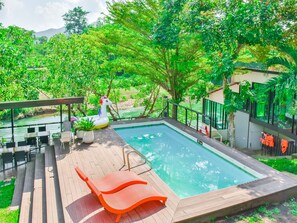 Εξωτερική πισίνα