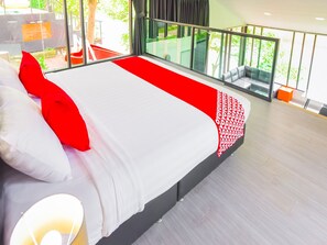 Bureau, Wi-Fi gratuit, draps fournis