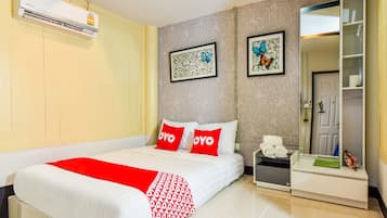 Standard Double Room | 1 bedroom, desk, free WiFi, bed sheets