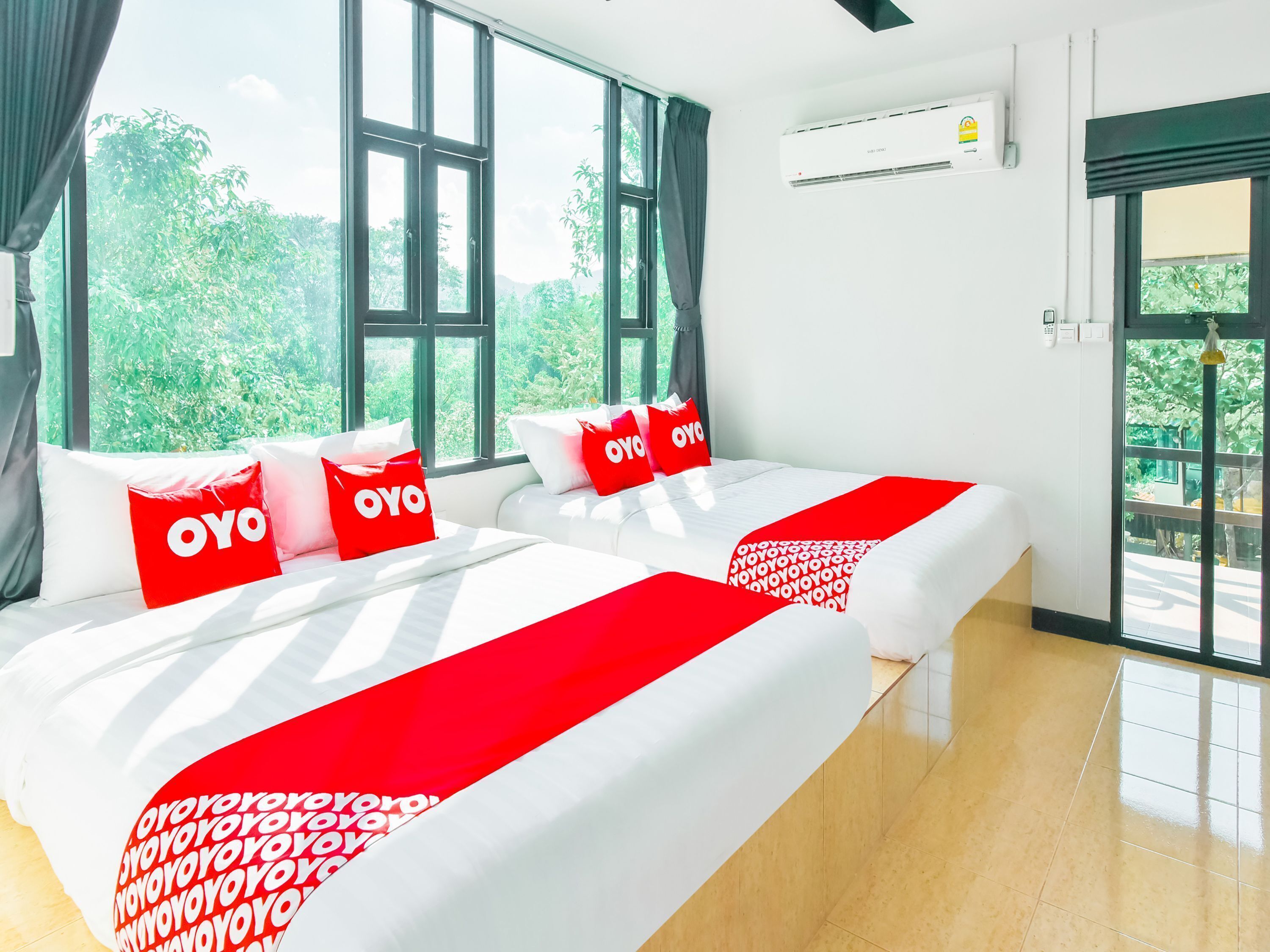 Suite | Schreibtisch, kostenloses WLAN, Bettwäsche