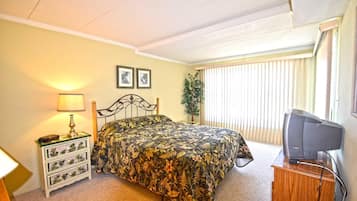 Condo, 2 Bedrooms | 2 bedrooms