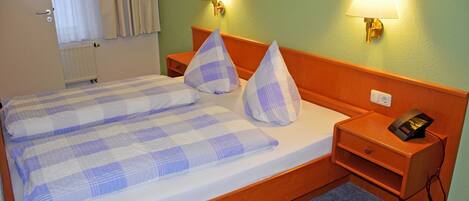 2 室のベッドルーム、WiFi、ベッドシーツ