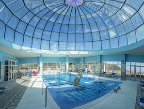 Indoor pool, outdoor pool - Hotel Spa Marbella Hills (Ojén)