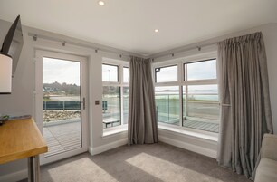 럭셔리 쿼드룸 | 책상, 암막 커튼, 다리미/다리미판, 무료 WiFi