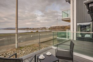 Luxury Quadruple Room | Terrace/patio