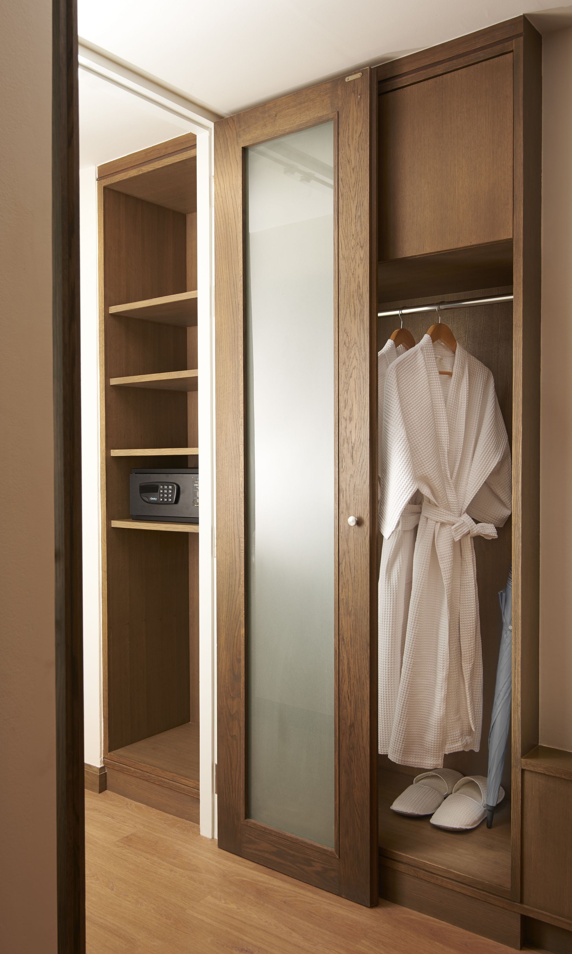 suite, 1 bedroom | room amenity