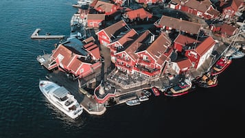 Vista frontal de la propiedad