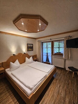 2 Schlafzimmer, Internetzugang, Bettwäsche