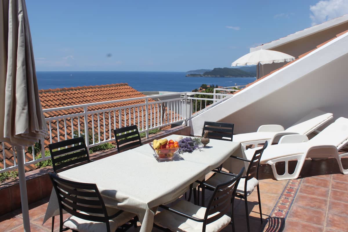 Panoramic-Apartment, 2 Schlafzimmer, Meerblick | Balkon