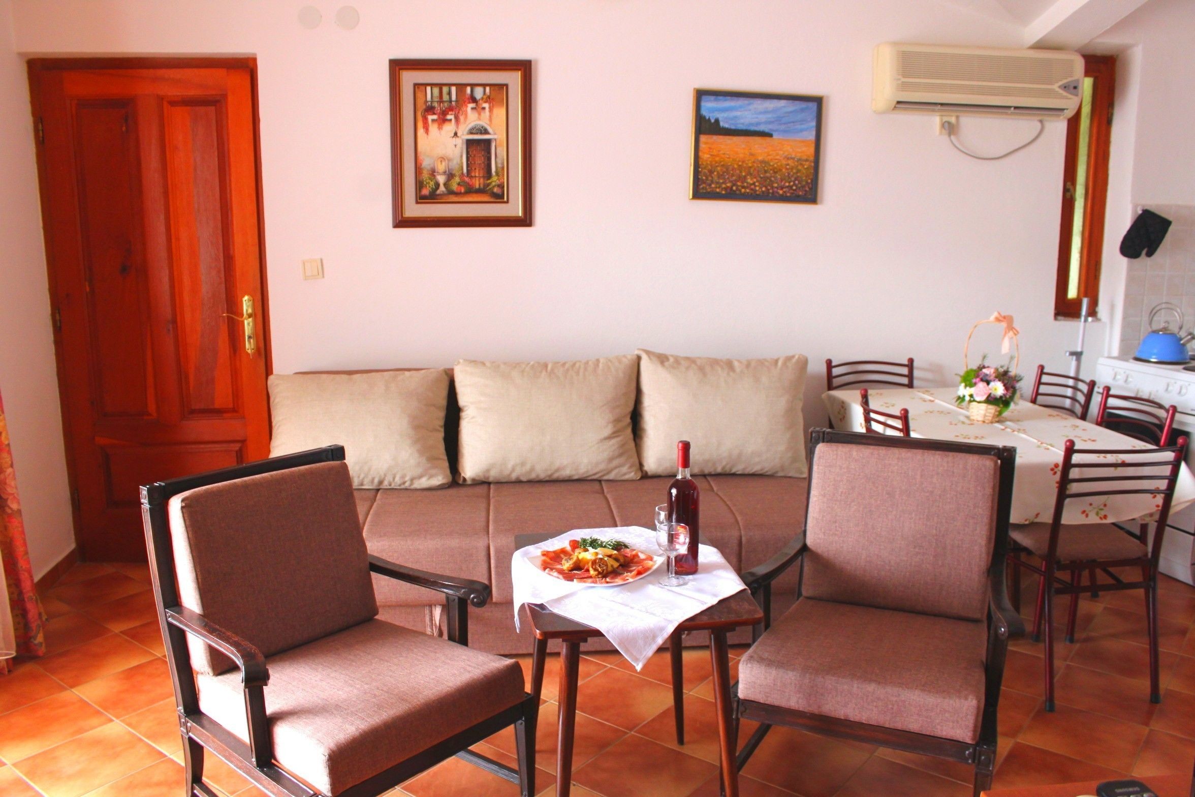 Familienapartment, 2 Schlafzimmer, Meerblick, Meerseite | Wohnbereich